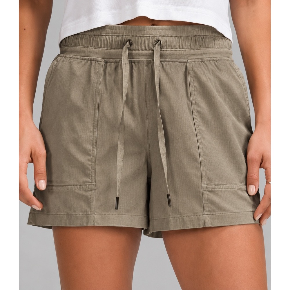 Lululemon Dance Studio Shorts Khaki Tan 4 Gorpcore Hiking Utility Gym Workout